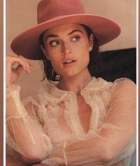 Naken lekkede OnlyFans-bilde av Lacey Claire Rogers
