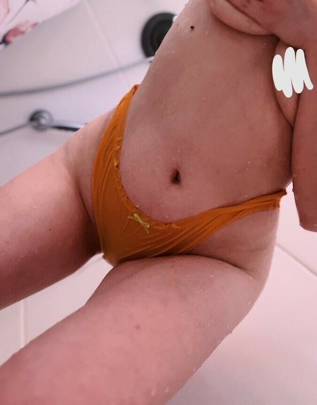 Обнаженная фотография утечки OnlyFans от Givemethespooks