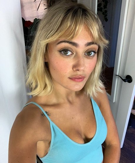 Ella Purnell