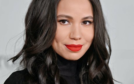 Nahá fotka uniklých OnlyFans od Jurnee Smollett