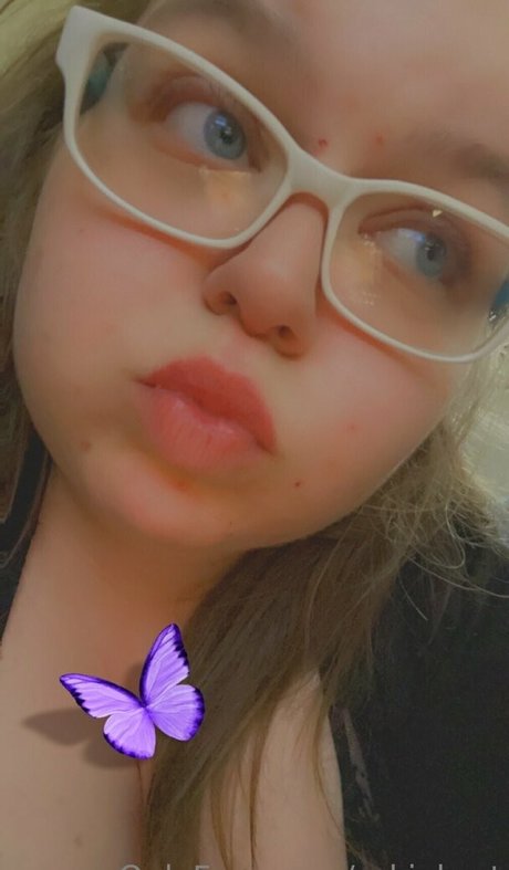 Naken läckt OnlyFans-bild av Rukiabrat