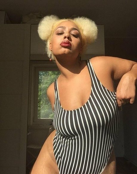 Nahá fotka uniklých OnlyFans od Schuggamamabbb