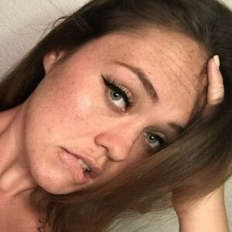 Nicolettexx