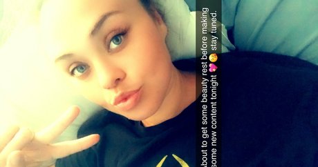 Nicolettexx