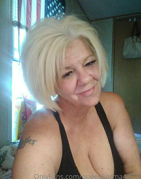 Queenkarma4871