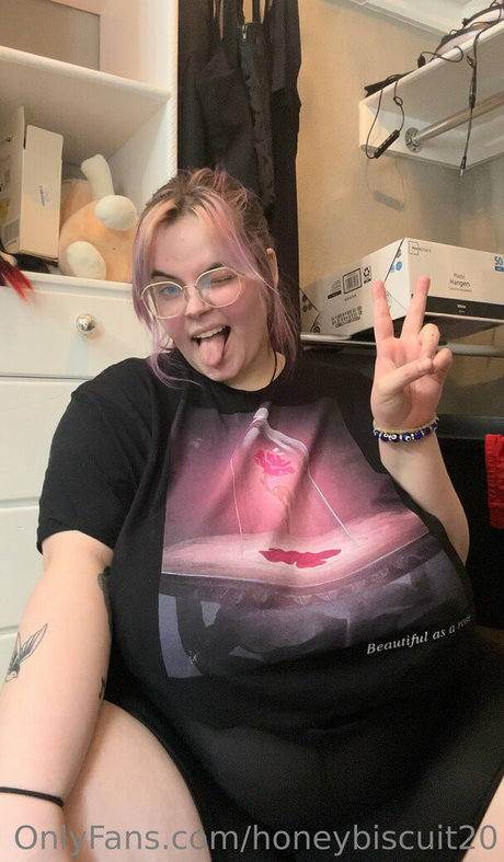 Honeybiscuit20