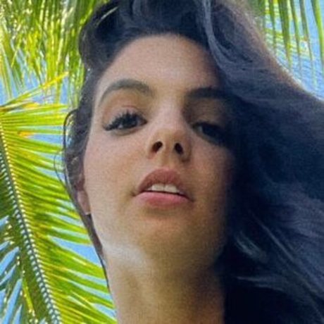 Naken lekkede OnlyFans-bilde av Liandra Bruder