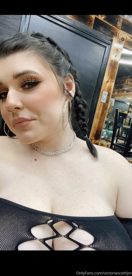 Naken läckt OnlyFans-bild av Victoriascottlyn