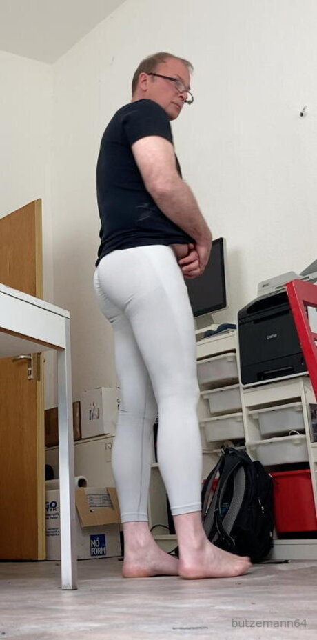 Naken lekkede OnlyFans-bilde av Xbutzemann64