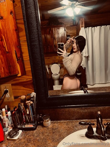 Mamiky3 OnlyFans泄露裸照