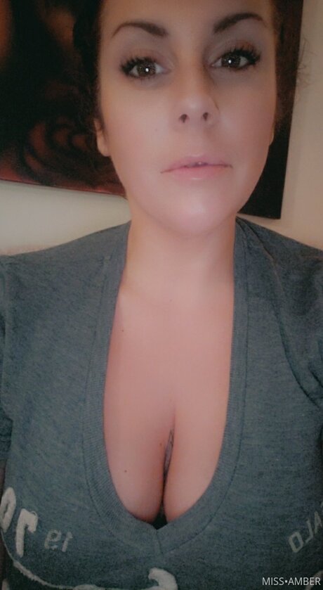 Missamberdoesxxx
