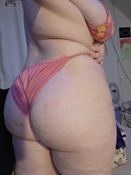 Livvytheghoul OnlyFans泄露裸照