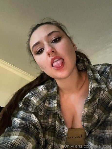 Nahá fotka uniklých OnlyFans od Aka Rose