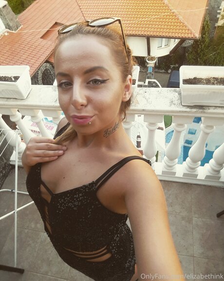 Naken lekkede OnlyFans-bilde av Elizabethink