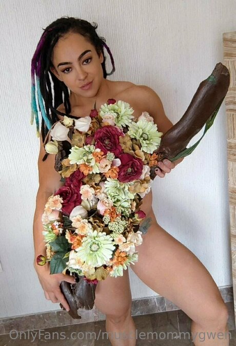 Queenmuscleavery