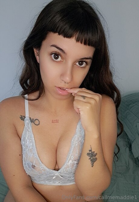 Nahá fotka uniklých OnlyFans od Callmemaddie1