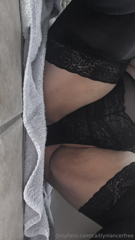 Naken lekkede OnlyFans-bilde av Caitlynlancerfree