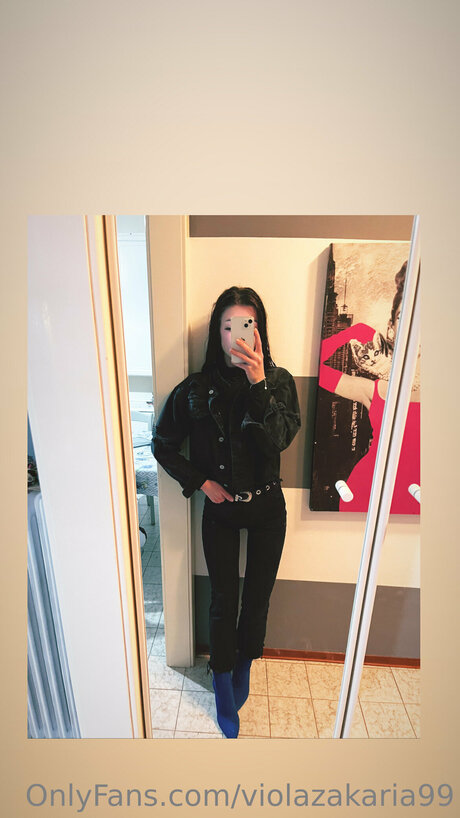 Nahá fotka uniklých OnlyFans od Violazakaria99