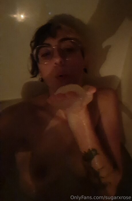 Naken lekkede OnlyFans-bilde av Sugarxrose