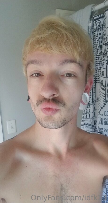 Foto desnuda filtrada de OnlyFans de Idfk13