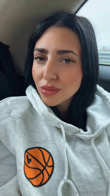 Nøgent lækket OnlyFans-billede af Whoisila