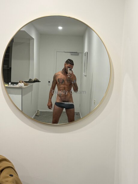 Daddycream OnlyFans泄露裸照