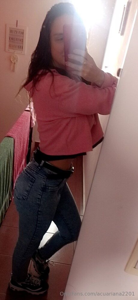 Nacktes geleaktes OnlyFans-Foto von Acuariana2201