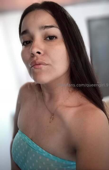 Queengirl 9