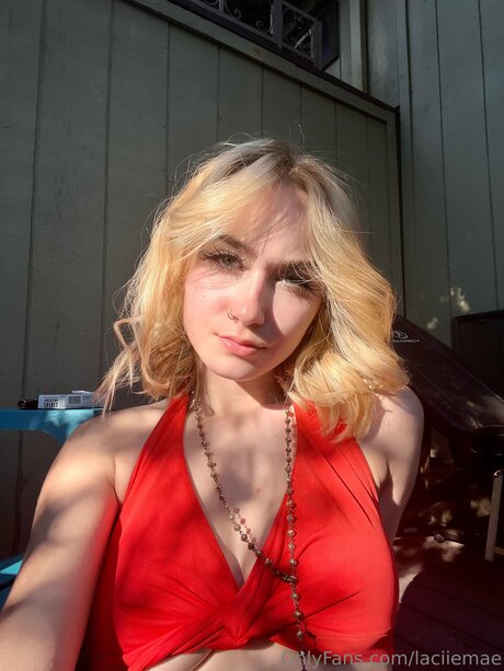 Naken lekkede OnlyFans-bilde av Laciiemae