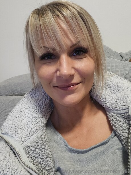Naken lekkede OnlyFans-bilde av Samanthajolie