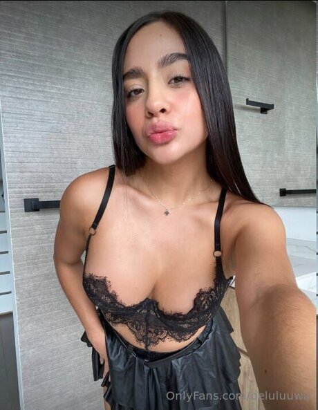 Beluluuwu  nude leaked OnlyFans photo