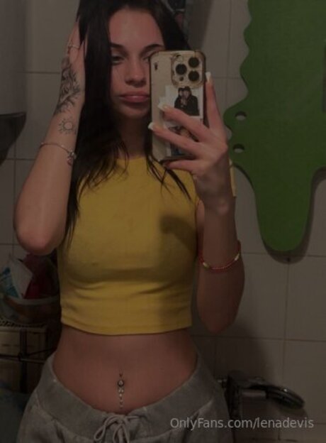 Naken läckt OnlyFans-bild av Lenadevis