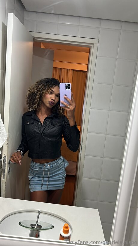 Naken lekkede OnlyFans-bilde av Gabriela Bispo