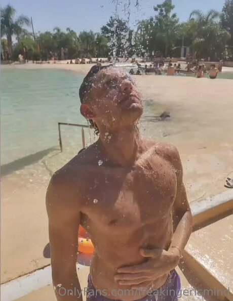 Naken lekkede OnlyFans-bilde av Freakingemind