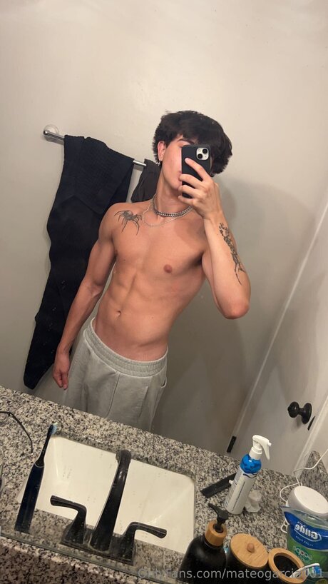 Naken lekkede OnlyFans-bilde av Mateogarcia001