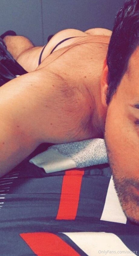 Naken lekkede OnlyFans-bilde av Ocurztrixx