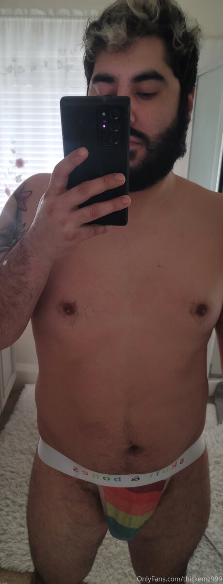 Nahá fotka uniklých OnlyFans od Thickemz999