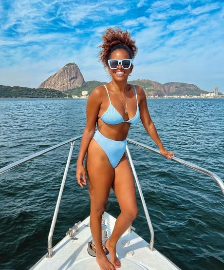 Jeniffer Nascimento OnlyFans 유출 누드 사진