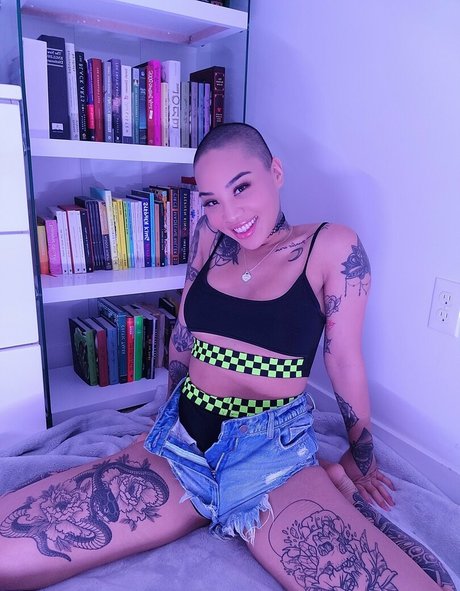 Thehoneygold