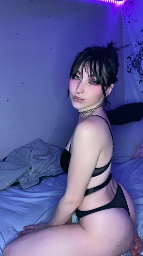 Nahá fotka uniklých OnlyFans od Fairyyspit2