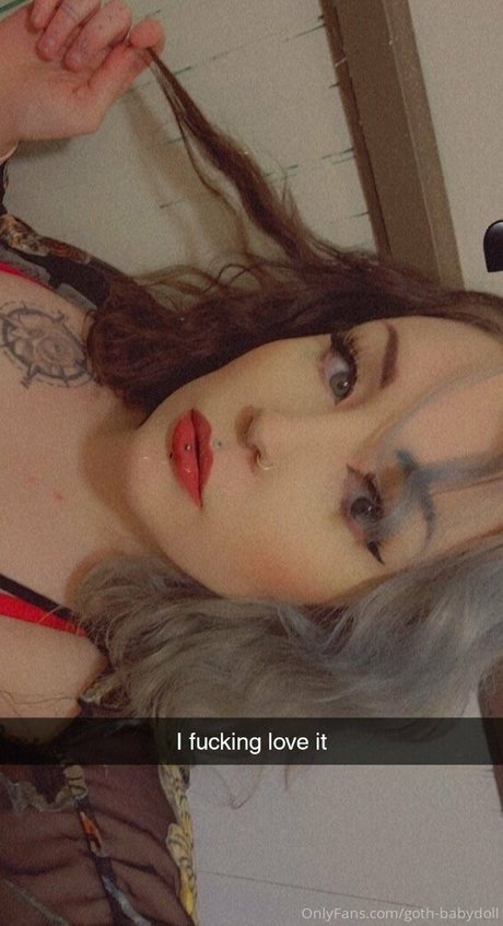Nahá fotka uniklých OnlyFans od Ashleysinnn