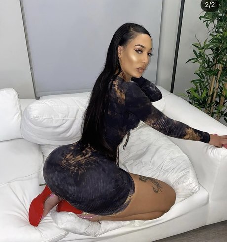 Nahá fotka uniklých OnlyFans od Gabby Gavino
