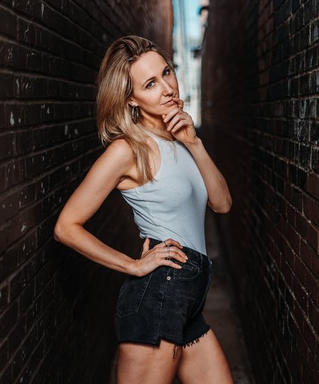 Nikki Glaser