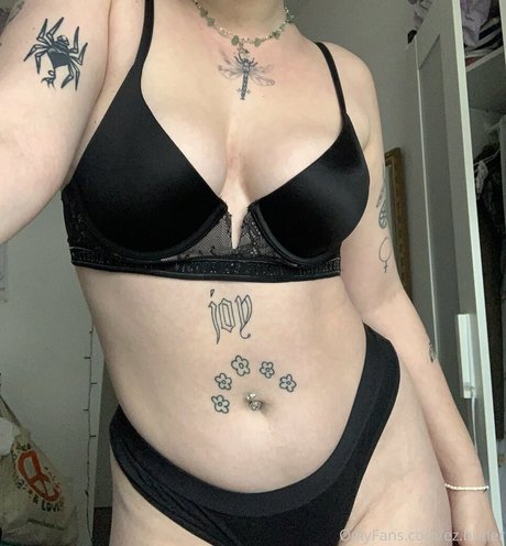 Ezbutler OnlyFansリークヌード写真