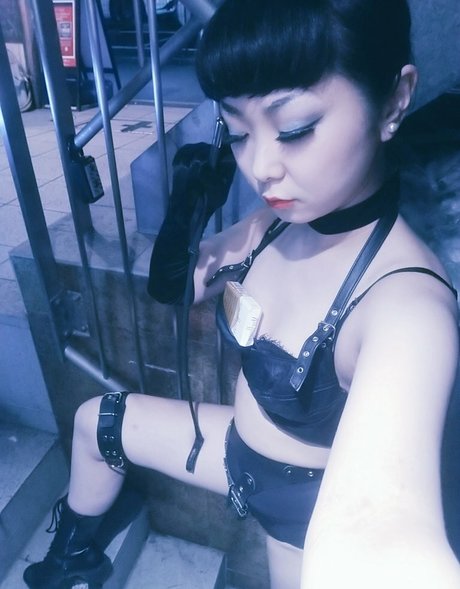 Alaston vuotanut OnlyFans-kuva Mistress Orchid