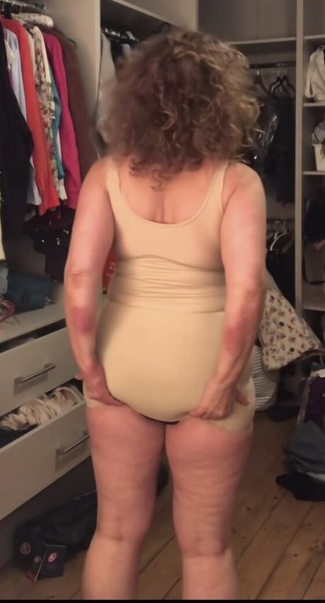 Nadia Sawalha