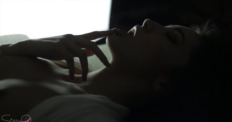 Foto di nudo di fuga di OnlyFans di Lera Faraonova