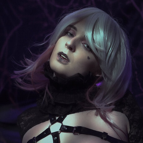 Freenightchrysanth