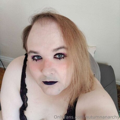 Nacktes geleaktes OnlyFans-Foto von Autumnanarchy