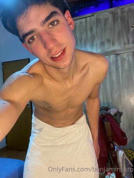 Nahá fotka uniklých OnlyFans od Benjaminsoto
